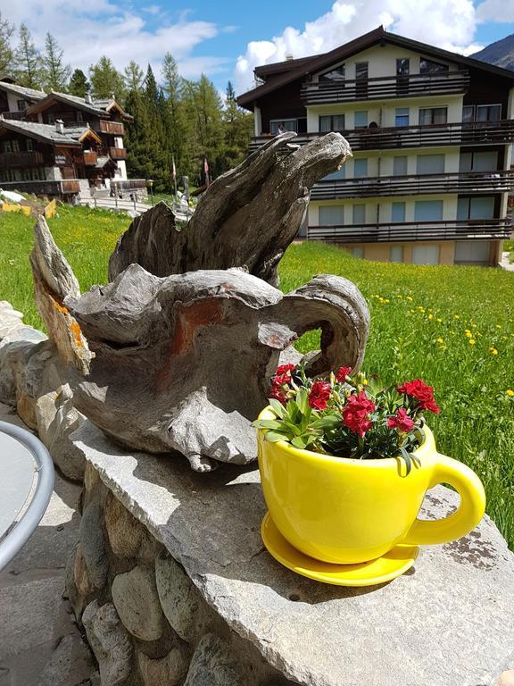 Hotel Alpenperle Saas-Fee Exterior foto