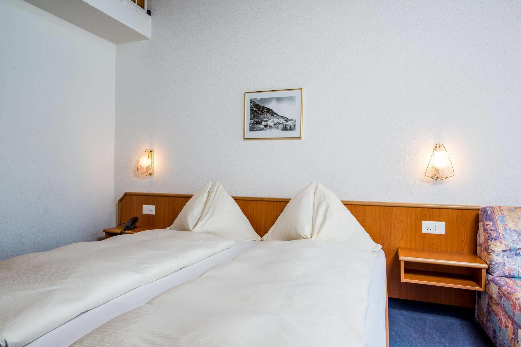 Hotel Alpenperle Saas-Fee Exterior foto