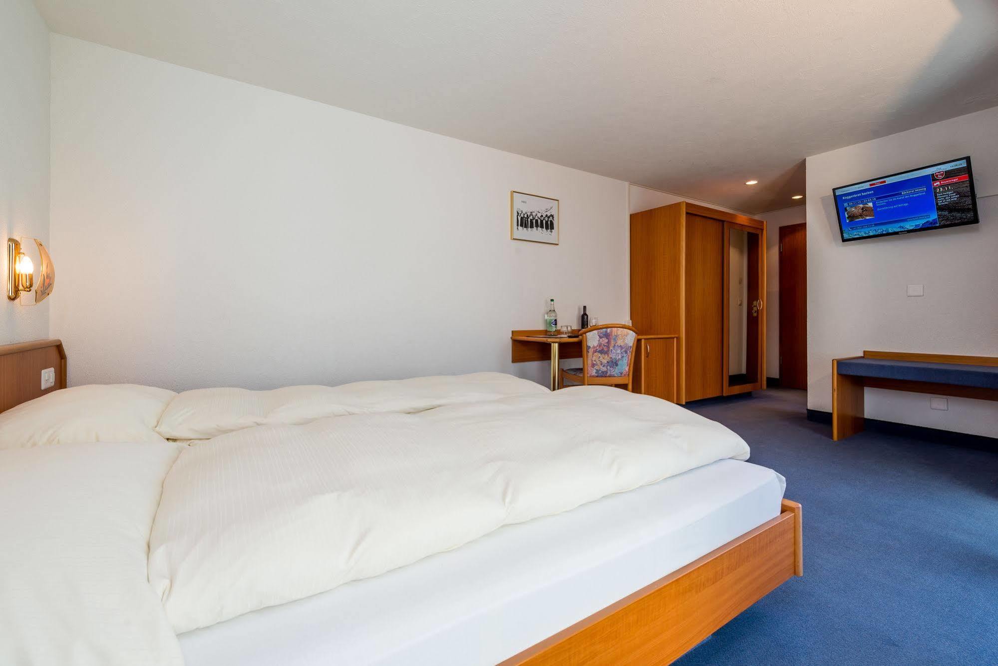 Hotel Alpenperle Saas-Fee Exterior foto